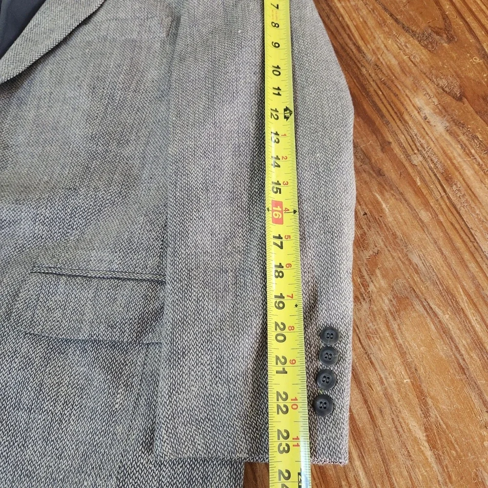 Macy's Savile Row Men's 40R 100% Silk Herringbone Beige Single Breast Sport Coat